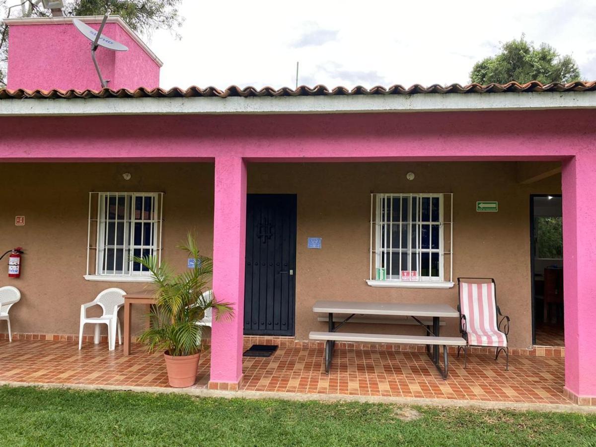 Hostal Villa Quieta Тепоцтлан Екстериор снимка